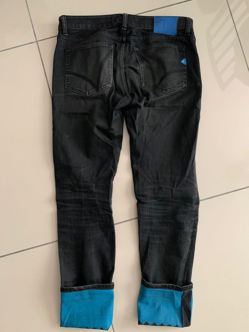 Seluar Jeans Adidas : Dapatkan seluar slack dan jeans yang branded dan berkualiti dengan harga 