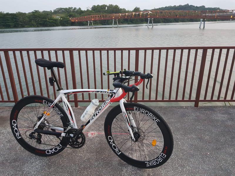 Eurobike hotsell xc 750