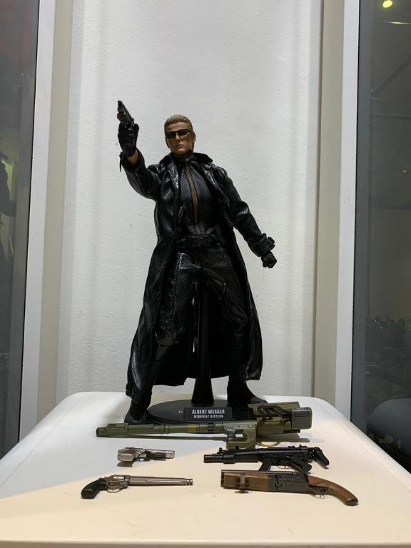 albert wesker figure