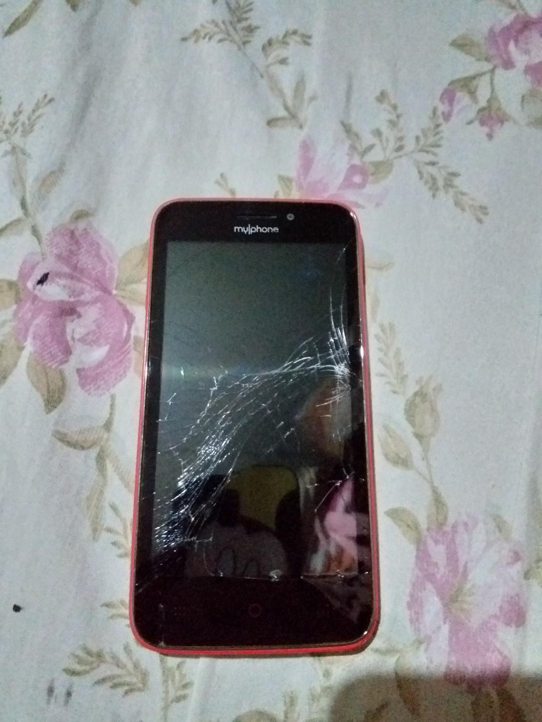 my|phone my26 (red variant) (Category: Android Others) located in Marikina City. Submitted by pre_loved.xs (Listing ID 284340649, Image 2). Description: Rfs: Spare Parts to ReUse for other phones ⚠️ ⚠️ inclusion: ✅ my|phone my26 unit ✅ box and, ✅ some papers ⚠️ NO! earphones and charger included 🚫 MOP: GCash | Palawan Express ✌🏻 ⚠️ unit: my26 | color: red Screen size: 4.5" | 216 ppi OS: Android 5.1 Lollipop 🍭 CPU: 1.2GHz Quad-Core | Spreadtrum