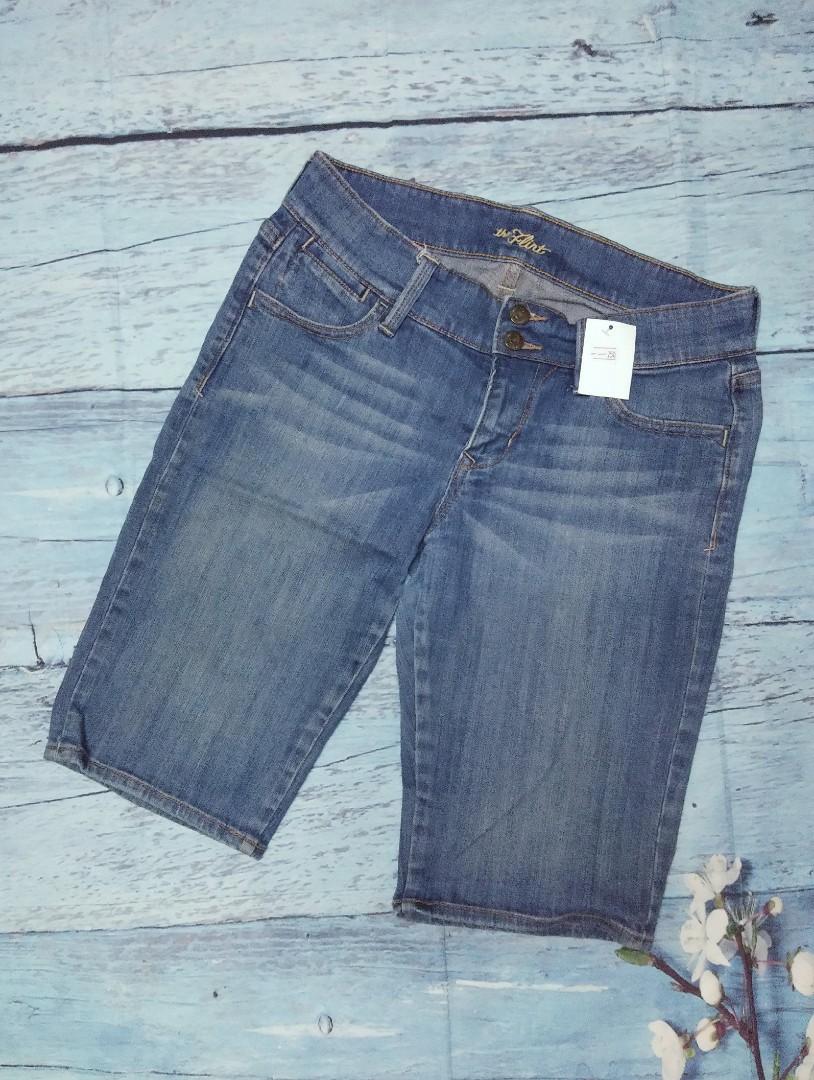 Old Navy Women Bermuda Denim Shorts Women S Fashion Clothes Pants Jeans Shorts On Carousell