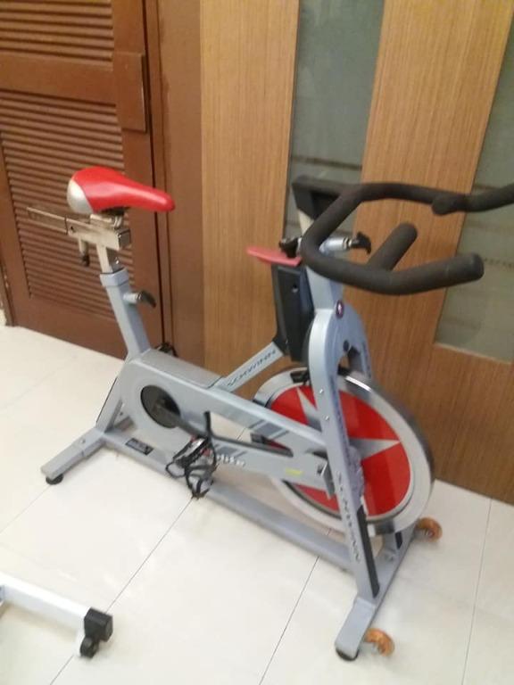 Schwinn IC Elite indoor spinner bike exercise gym cardio