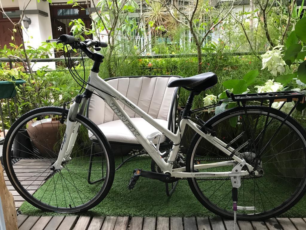 Trek 7100 Hybrid Bicycle, Sports 