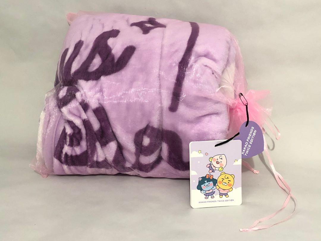 Twice X Kakao Friends *全新*現貨*, 興趣及遊戲, 收藏品及紀念品, 韓流 Carousell