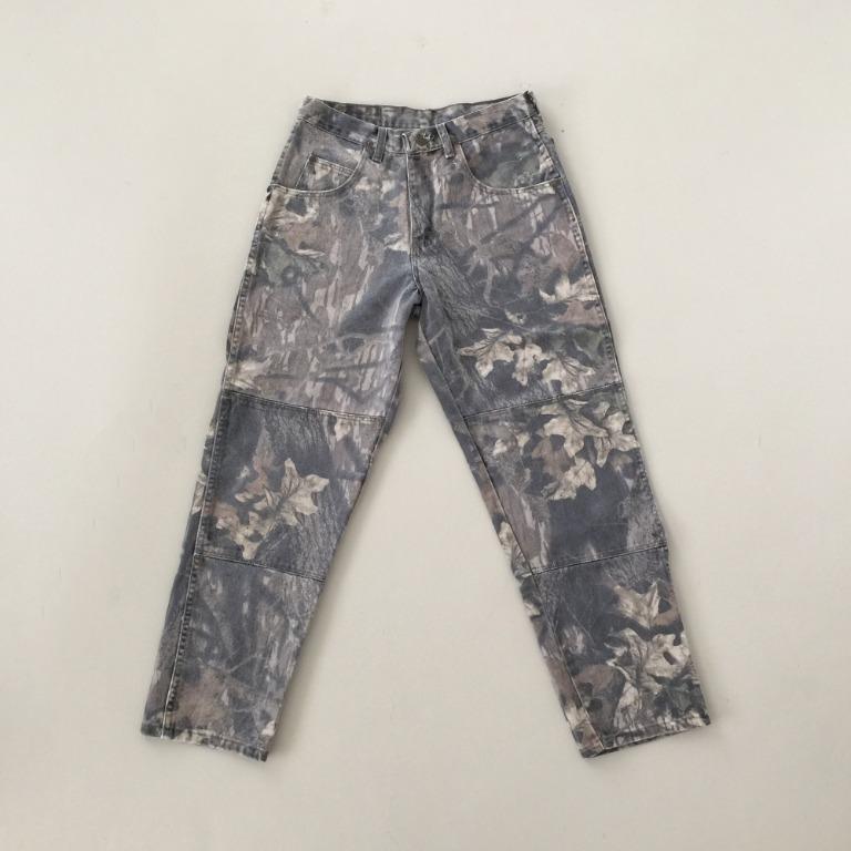 men's wrangler camouflage jeans