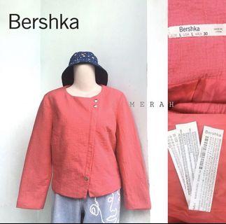 BERSHKA JACKET ZIP FUSHIA LIKE NEWWWW