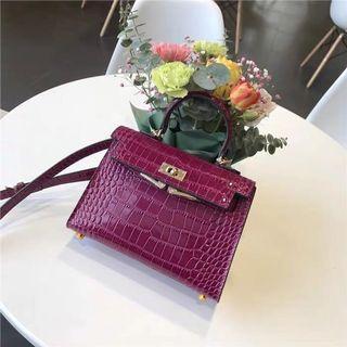 Real Leather Luxe Croc Embossed Bag (P0)