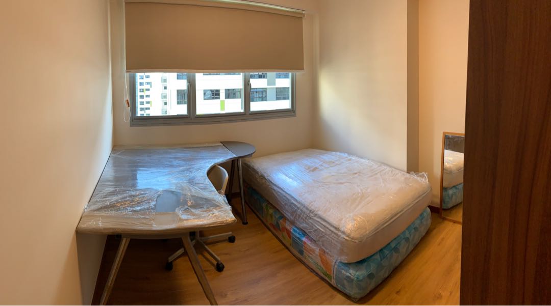 (Category: ) located in . Submitted by fattyboonboon (Listing ID 284562592, Image 1). Description: .