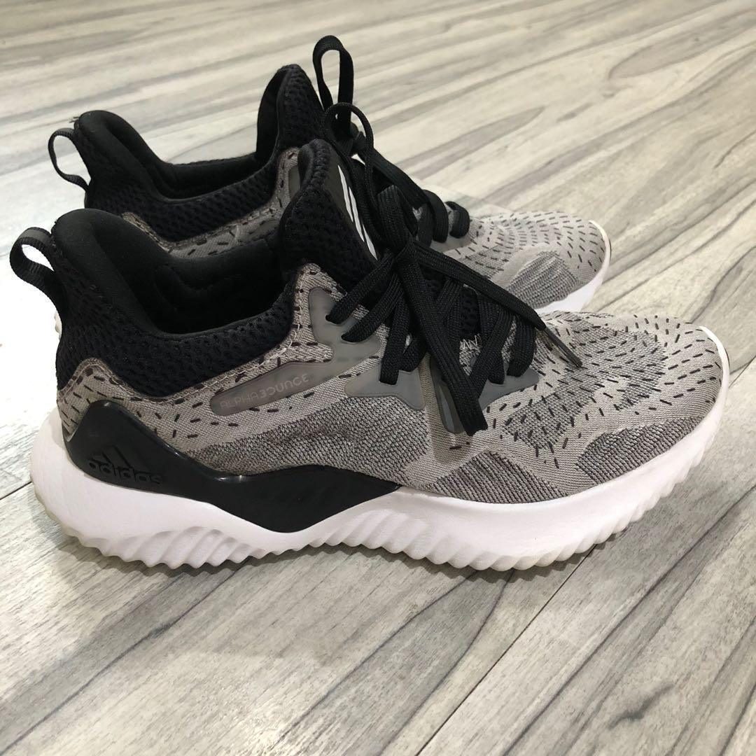 Adidas Alphabounce Beyond sol continental, Fesyen Wanita, Sepatu di  Carousell
