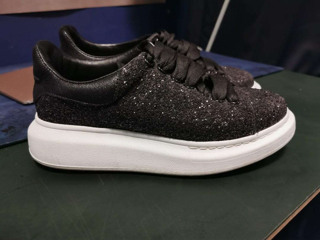 Alexander mcqueens black glitter online