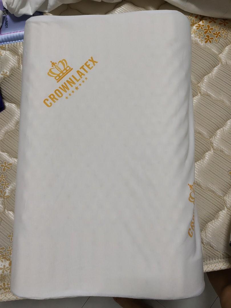 Crown latex deals pillow price