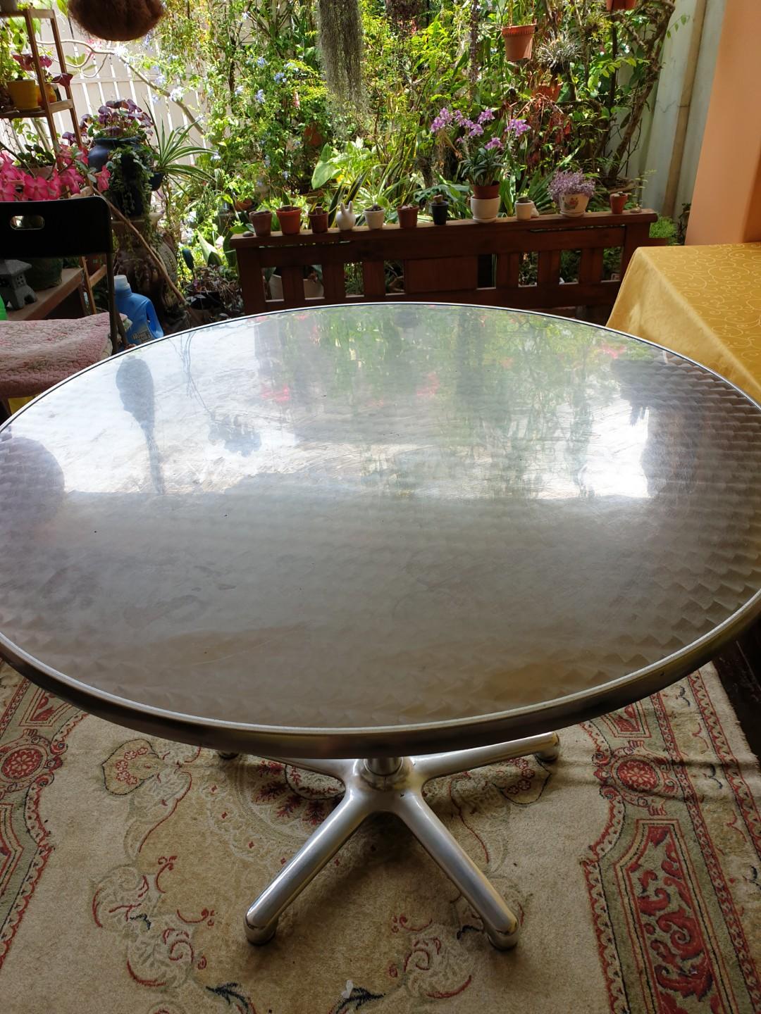 Stainless steel hot sale round table