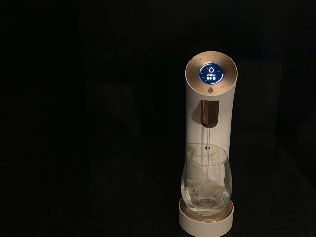 Tankless Hot and cold water dispenser , TV & Home Appliances, Kitchen Appliances, Water Purifers