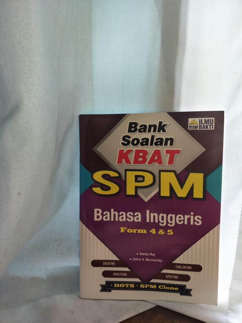 KBAT SPM BAHASA INGGERIS Bank Soalan, Hobbies & Toys, Books & Magazines