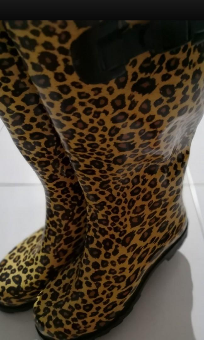 cheap leopard print boots