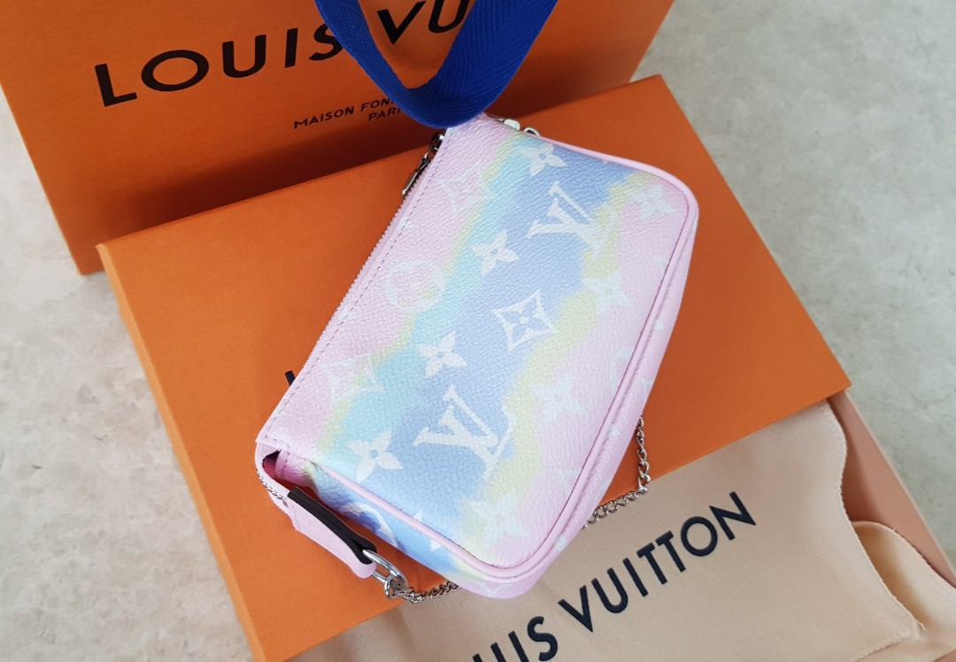BNIB Louis Vuitton Escale Mini Pochette Accessoires, Luxury, Bags \u0026 Wallets  on Carousell