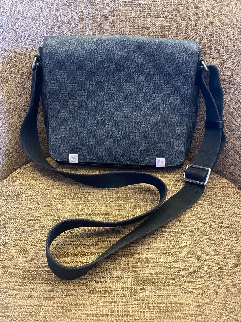 Louis Vuitton Mens Bag, Luxury, Bags & on Carousell