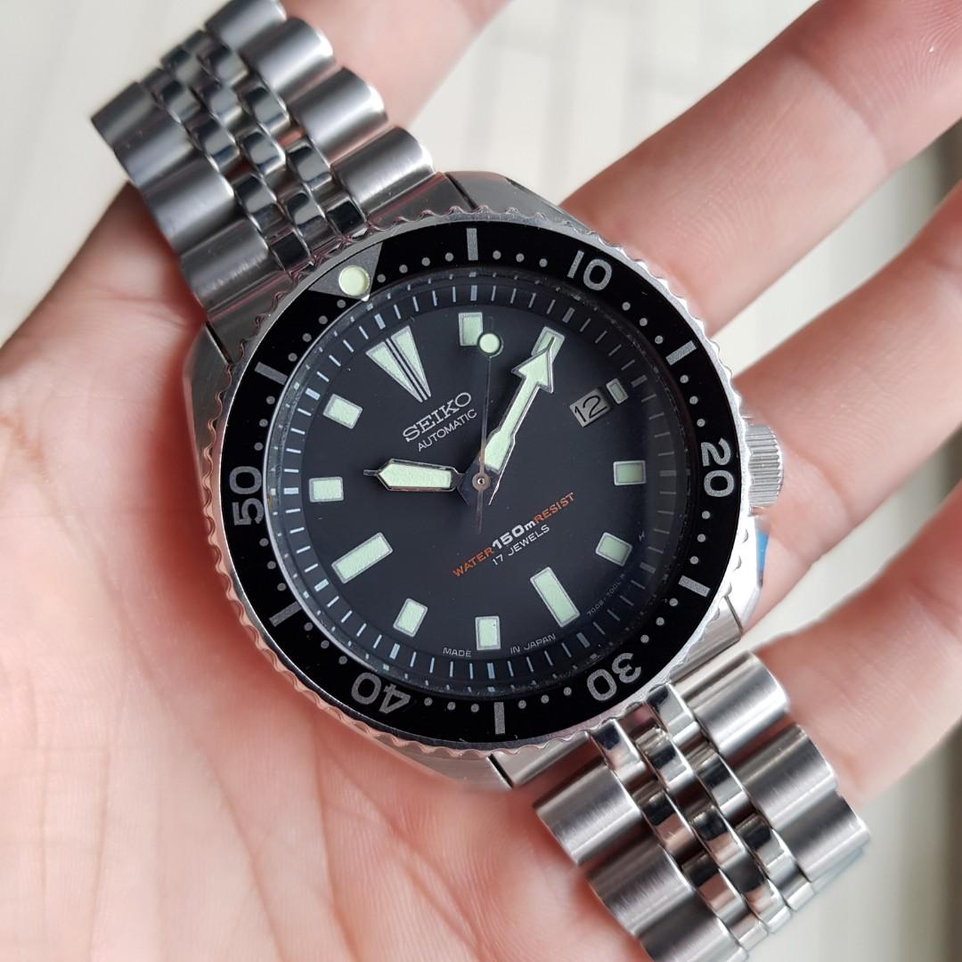Mint Seiko SKX 7002-7001, Men's Fashion, Watches & Accessories, Watches on  Carousell