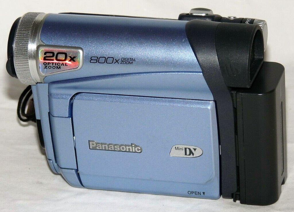 Panasonic PVGS9 800x Camcorder Video Camera MiniDV Tape, 100 from U.S