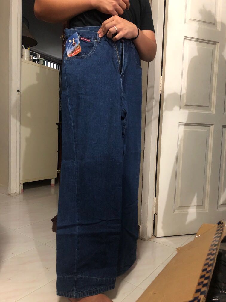 wide cut jeans