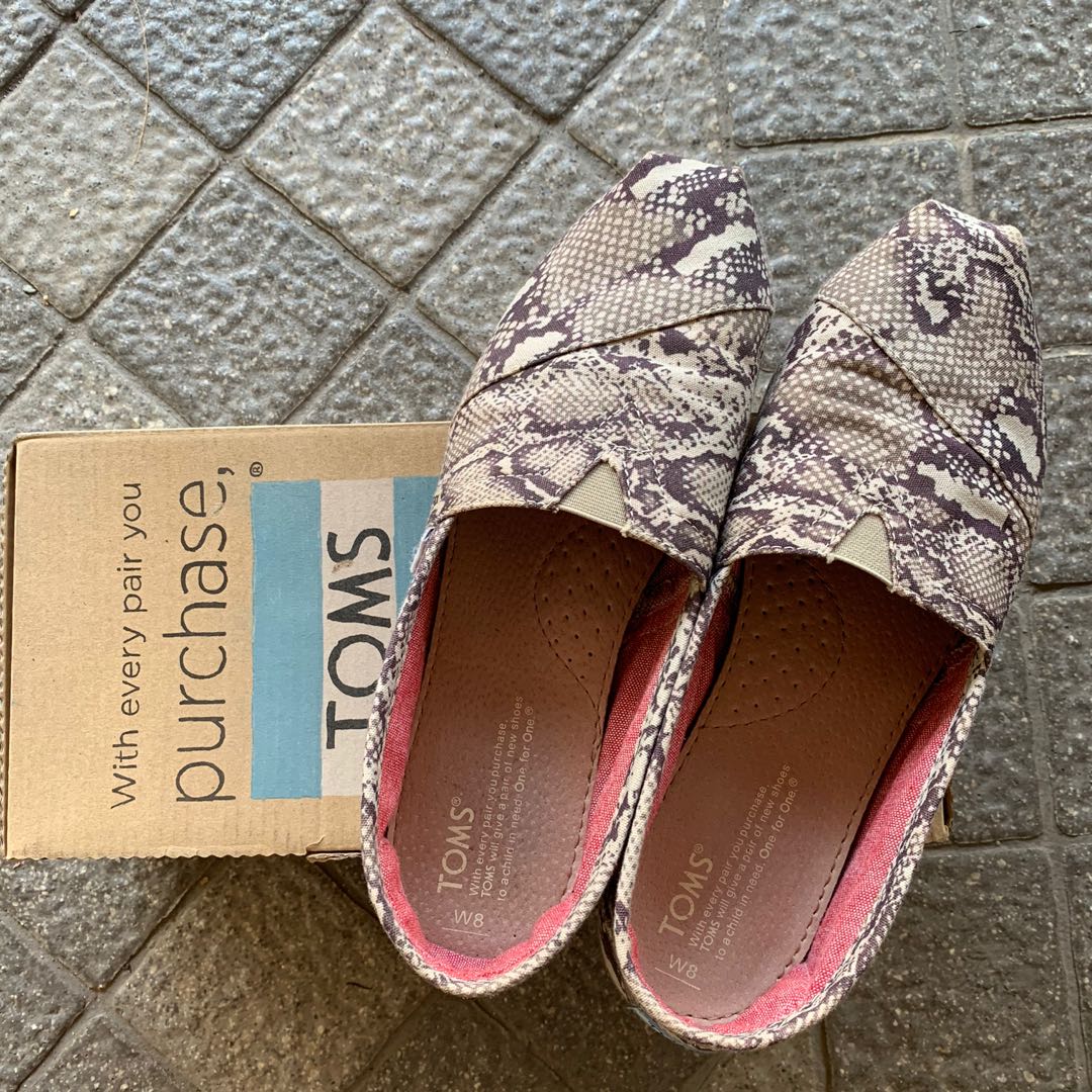 Snake Print Toms