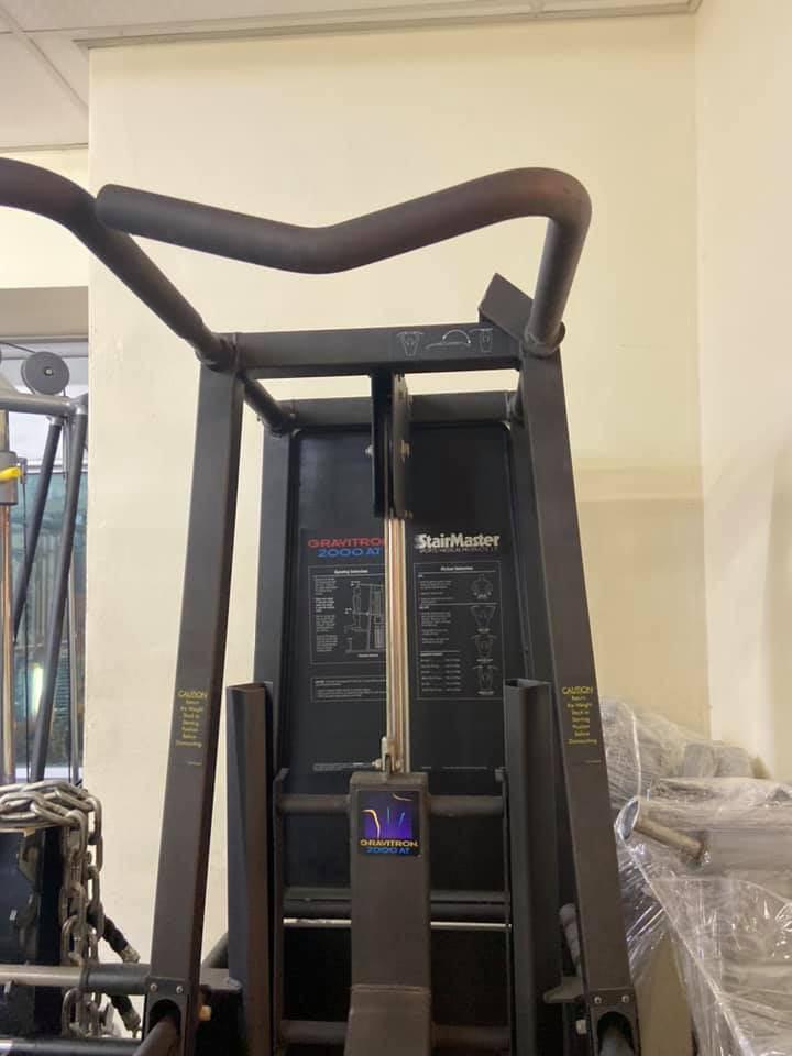 Stair master stairmaster Gravitron 2000AT assisted assist dip chip pull