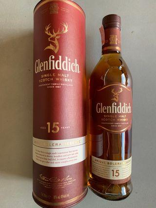 Liquor Glenfiddich Single Malt Whisky 700ml