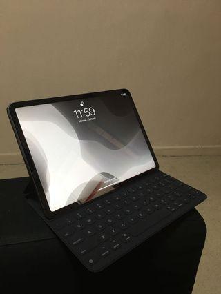Apple iPad Pro 11 (2018) 64GB Wifi with Smart Keyboard