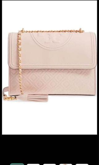 Tory Burch Soft Fleming Convertible Bag, Small size, Women's Fashion, Bags  & Wallets, Purses & Pouches on Carousell