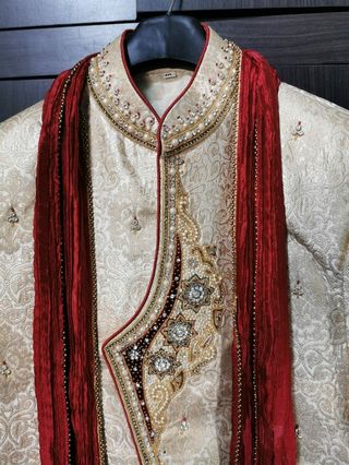 (Category: ) located in . Submitted by vikkesh31 (Listing ID 284724751, Image 1). Description: .