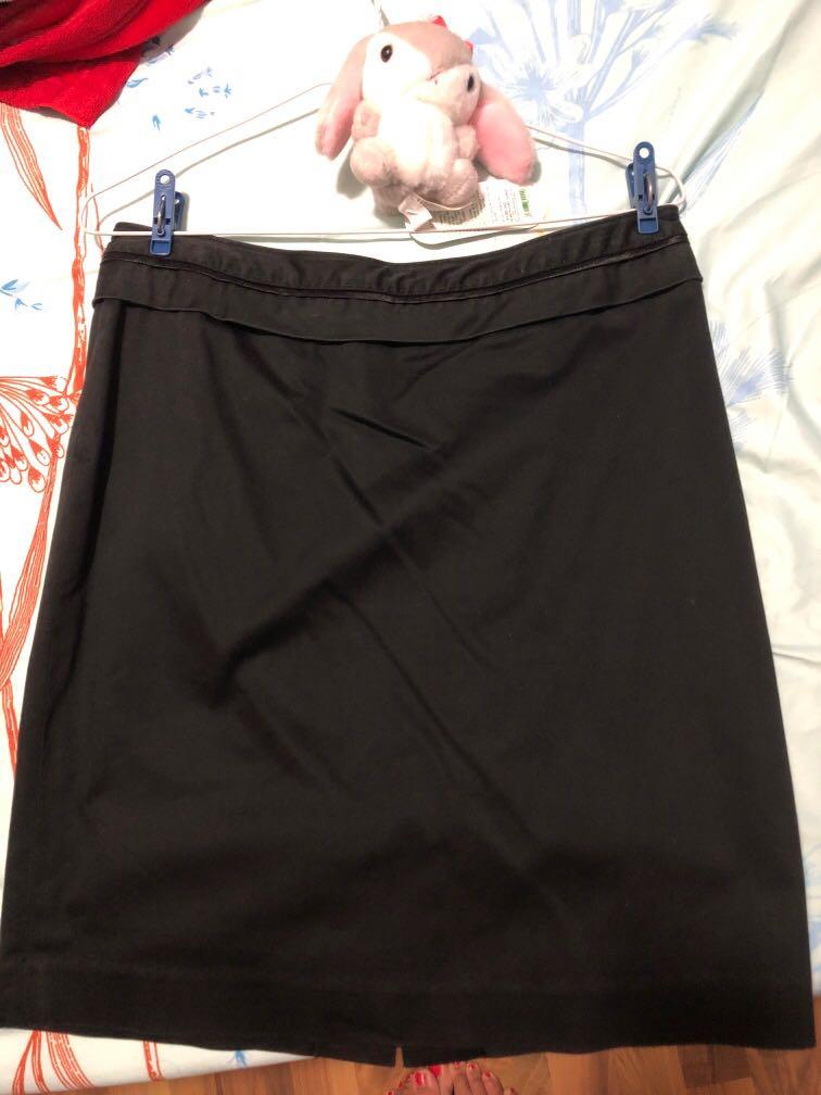 short black work skirt