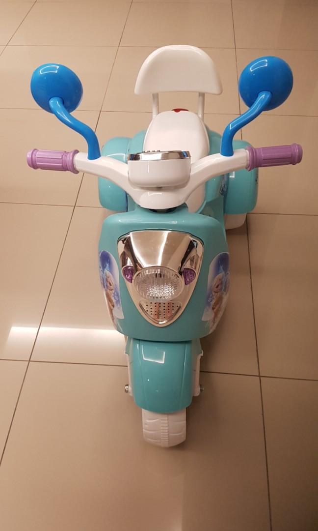Disney Frozen Electric Scooter, Hobbies & Toys, Toys & Games on Carousell