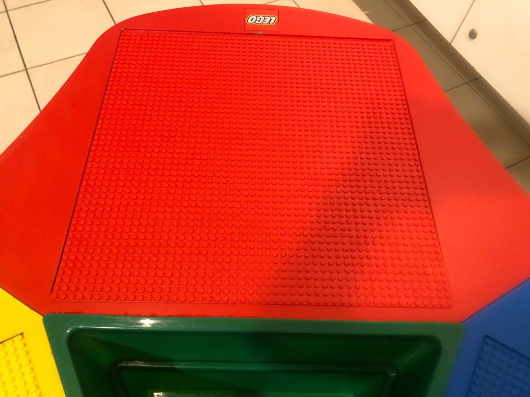Triangle lego table cheap