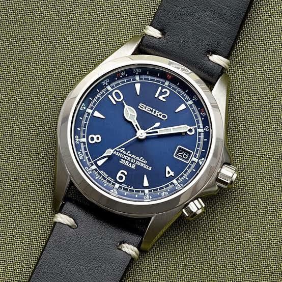 Seiko Alpinist Blue Hodinkee LE Men s Fashion Watches Accessories Watches on Carousell