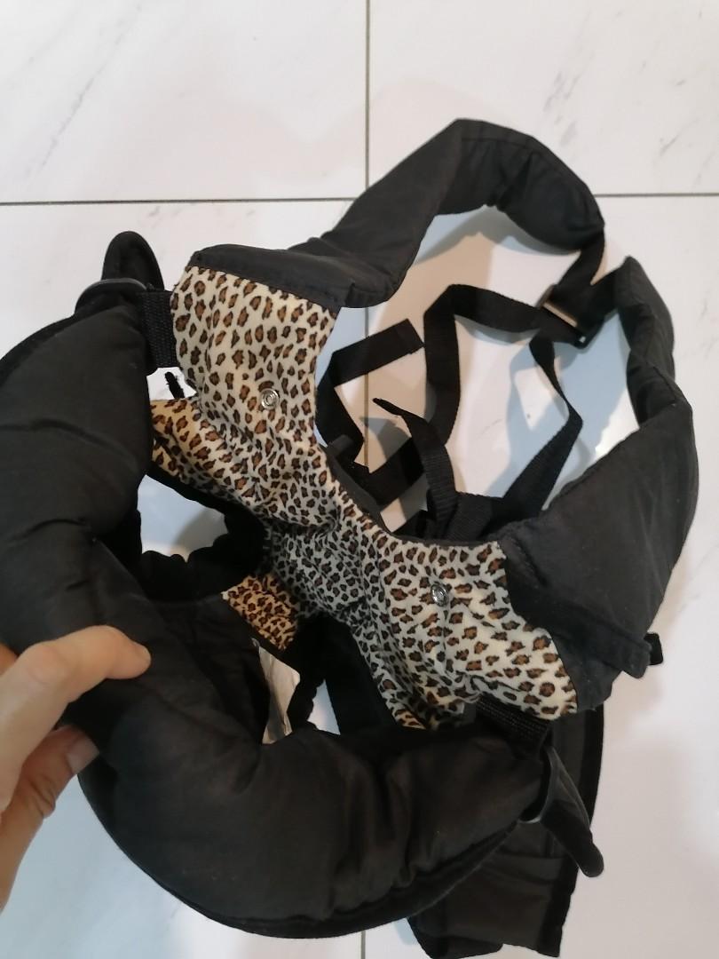 tomy safari baby carrier