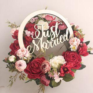 99% NEW 仿真花環連Just Married 木字牌花車裝飾連8個車花