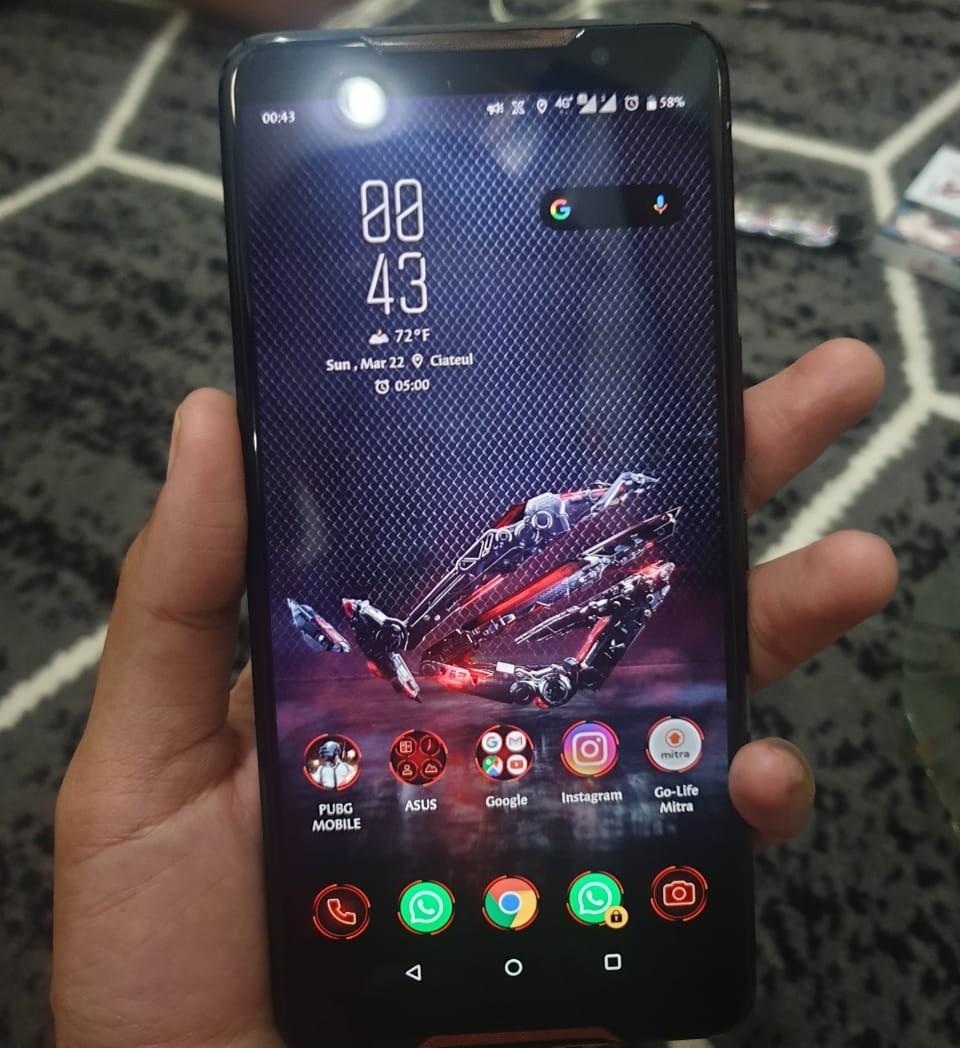 Asus Rog Phone 1 8 128 Gb Jual Hp Bekas Telepon Seluler Tablet Ponsel Android Lainnya Di Carousell