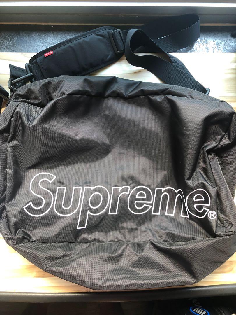 Supreme duffle bag fw19 outlet