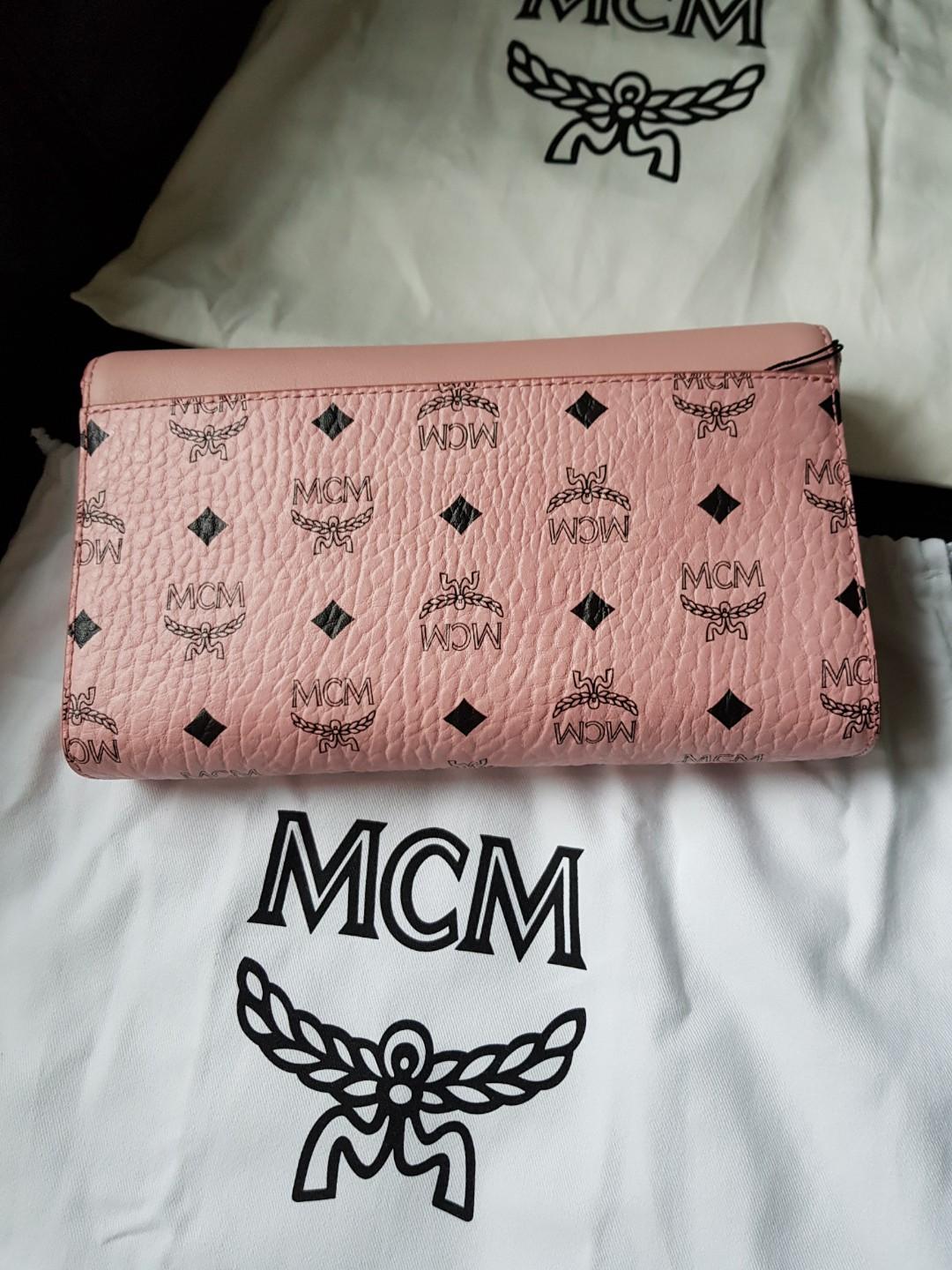 Mcm Millie Crossbody-tasche Aus Colorblock-leder In Pink Tint, ModeSens