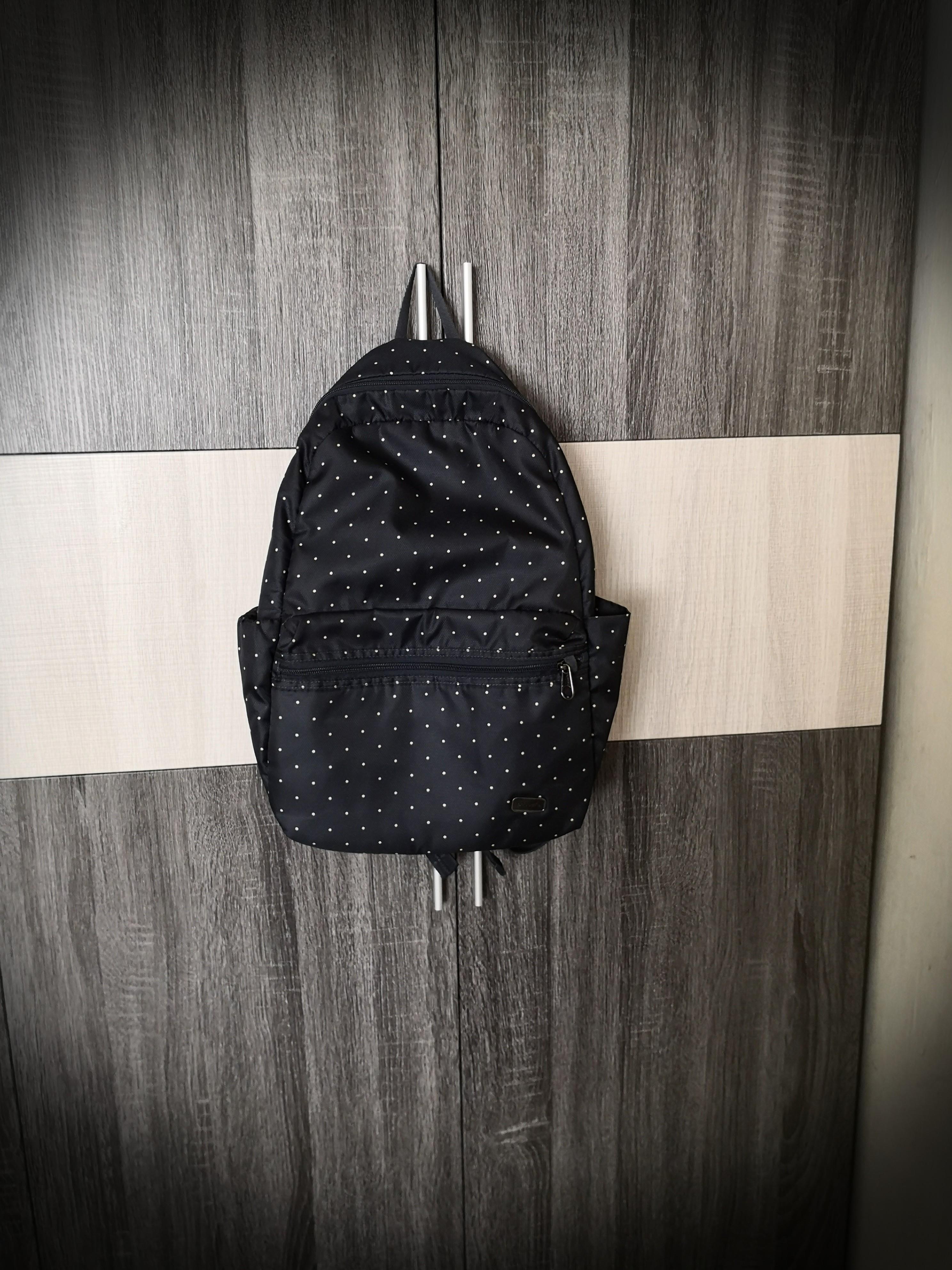 Pacsafe store daysafe backpack