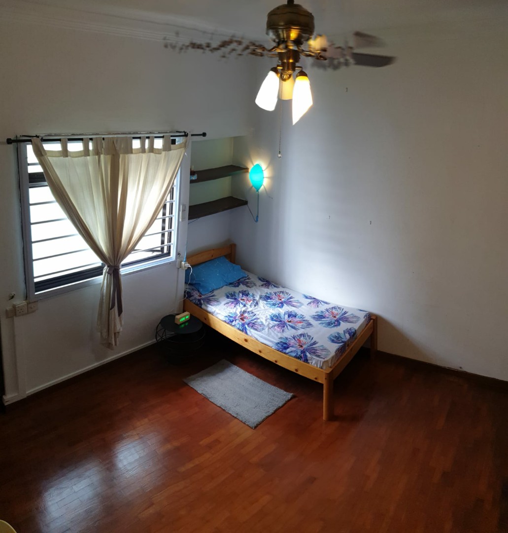 (Category: ) located in . Submitted by ccdinio (Listing ID 284957812, Image 1). Description: .