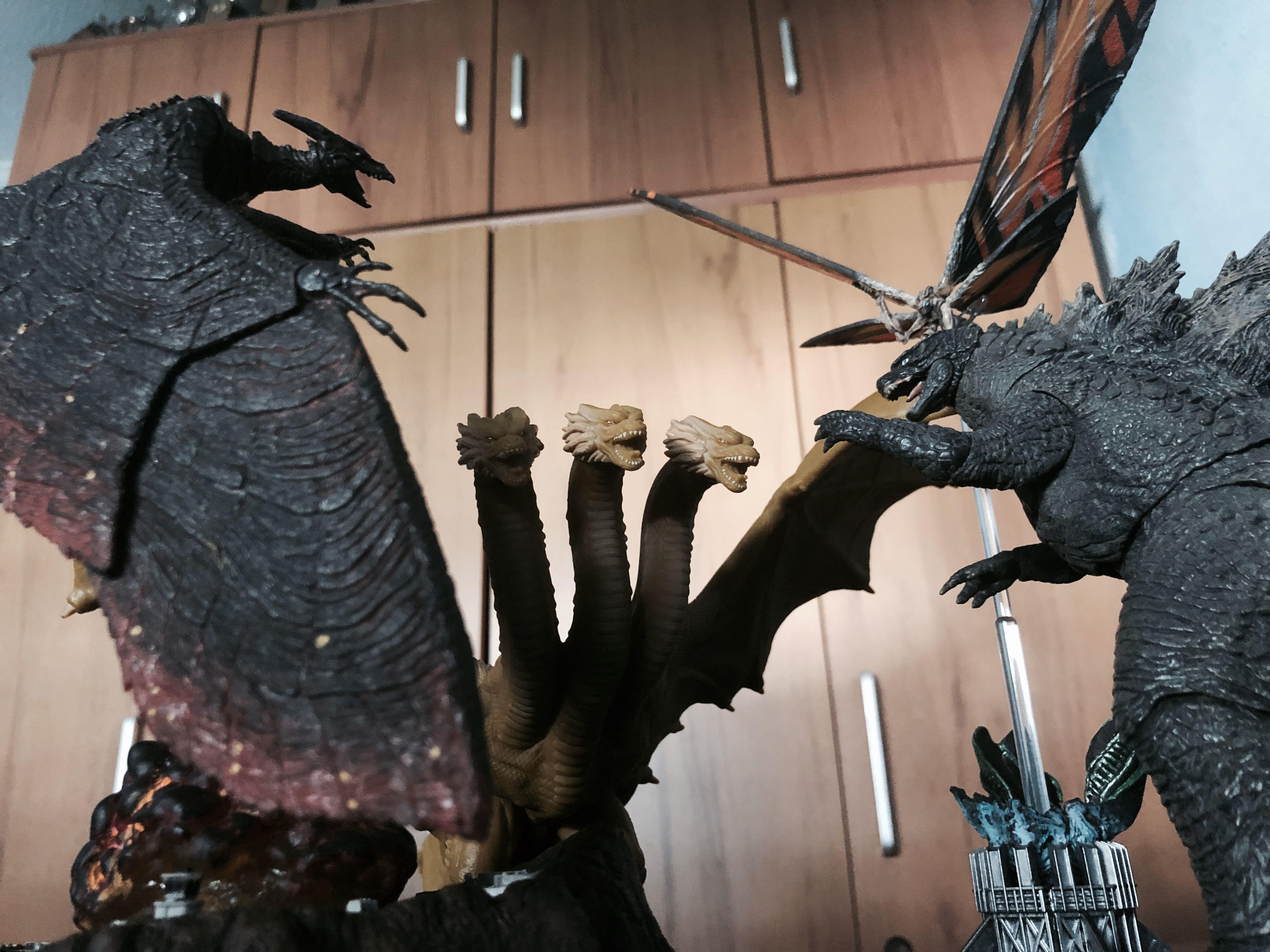Godzilla king of the monsters toys atelier yuwa ciao jp