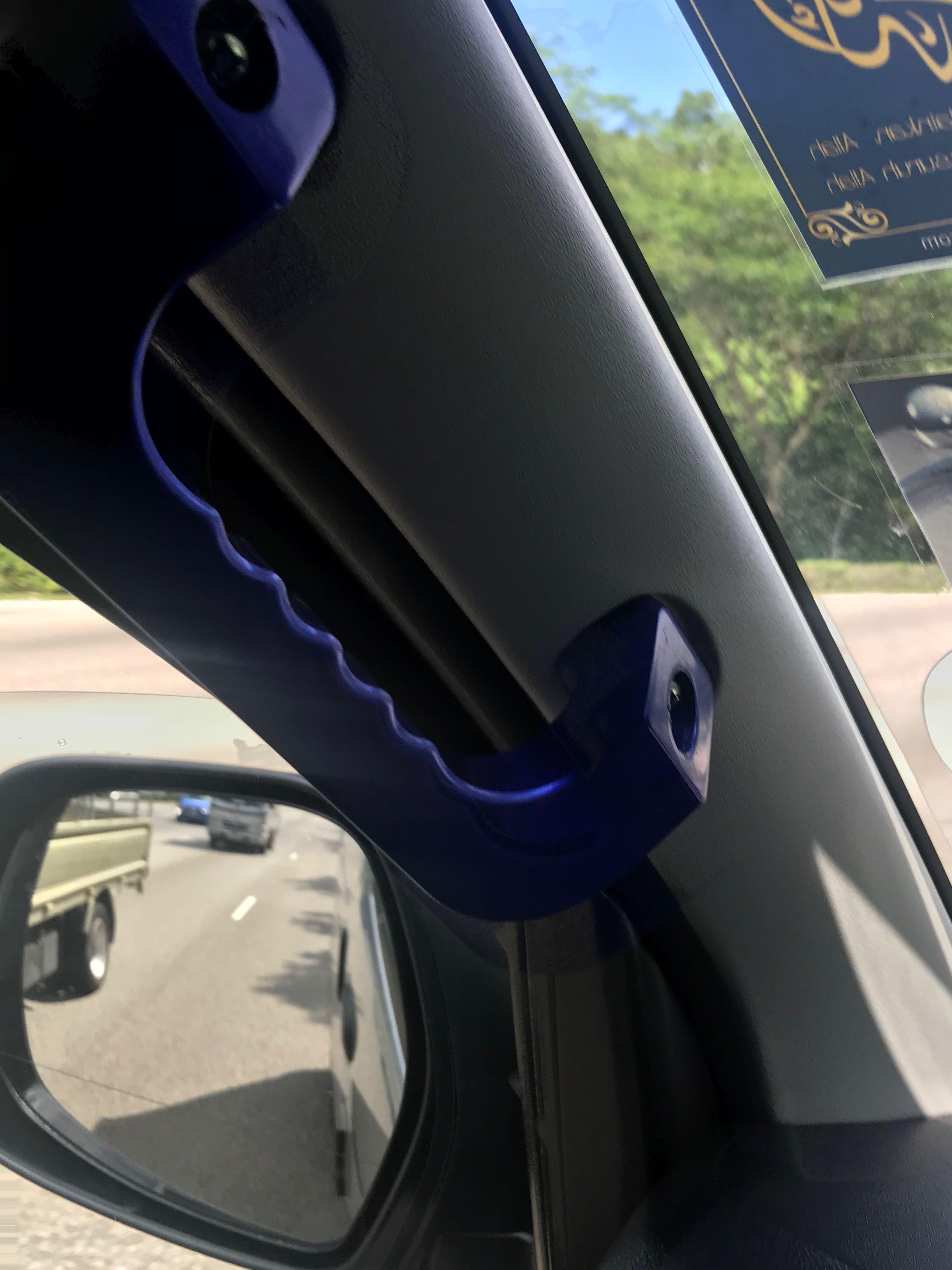 Hiace handle bar, Car Accessories, Accessories on Carousell