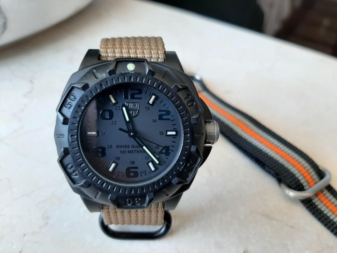 Luminox sentry 0200 deals