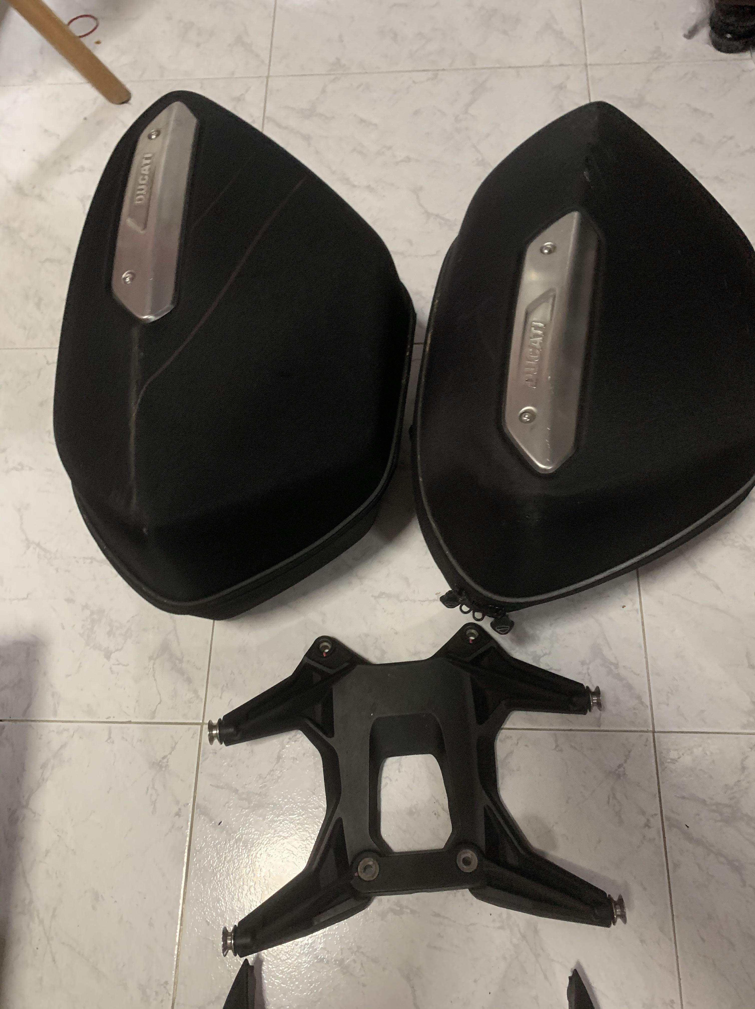 Ducati hypermotard panniers hot sale