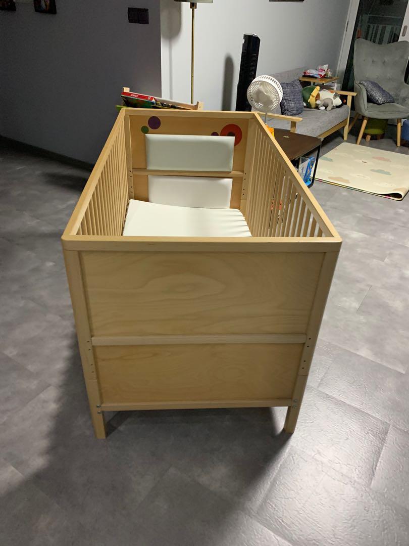 Mothercare balham deals cot bed