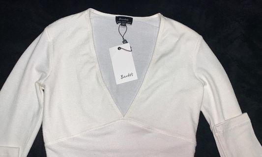 *BARDOT* Stretchy Low V Neck Crop *One sold* *One still available*