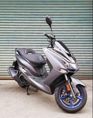 YAMAHA SMAX 小改款