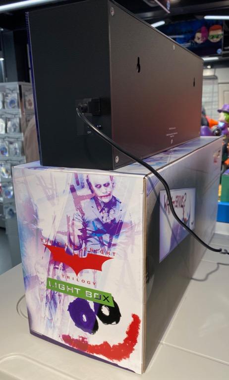 THE JOKER LIGHT-BOX ジョーカー　ライトボックス ホットトイズ ロゴライトボックス ジョーカー ダークナイトほぼ