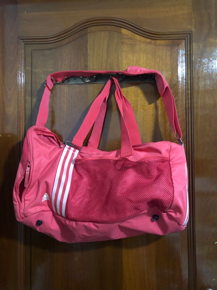 Hot pink 2025 adidas duffle bag